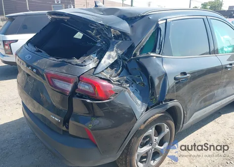 2025 Ford Escape St-Line from USA, damaged, VIN 1FMCU9MN1SUA45905